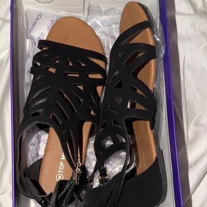 TOP Moda Strappy Black Sandals
